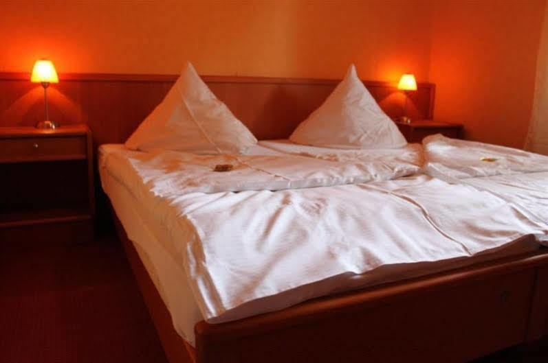 Hotel Am Schwarzen Berg Stade Eksteriør billede